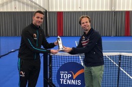 Dennis Sporrel Onderscheiden Met Tennis Europe Award